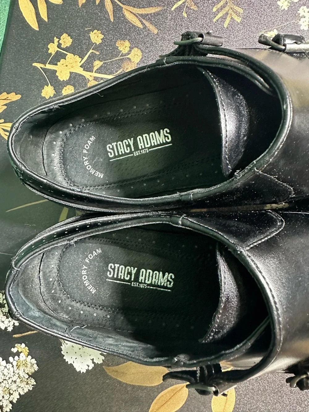 Stacy Adams Bayne shoes black leather /cap toe with double buckle monk straps